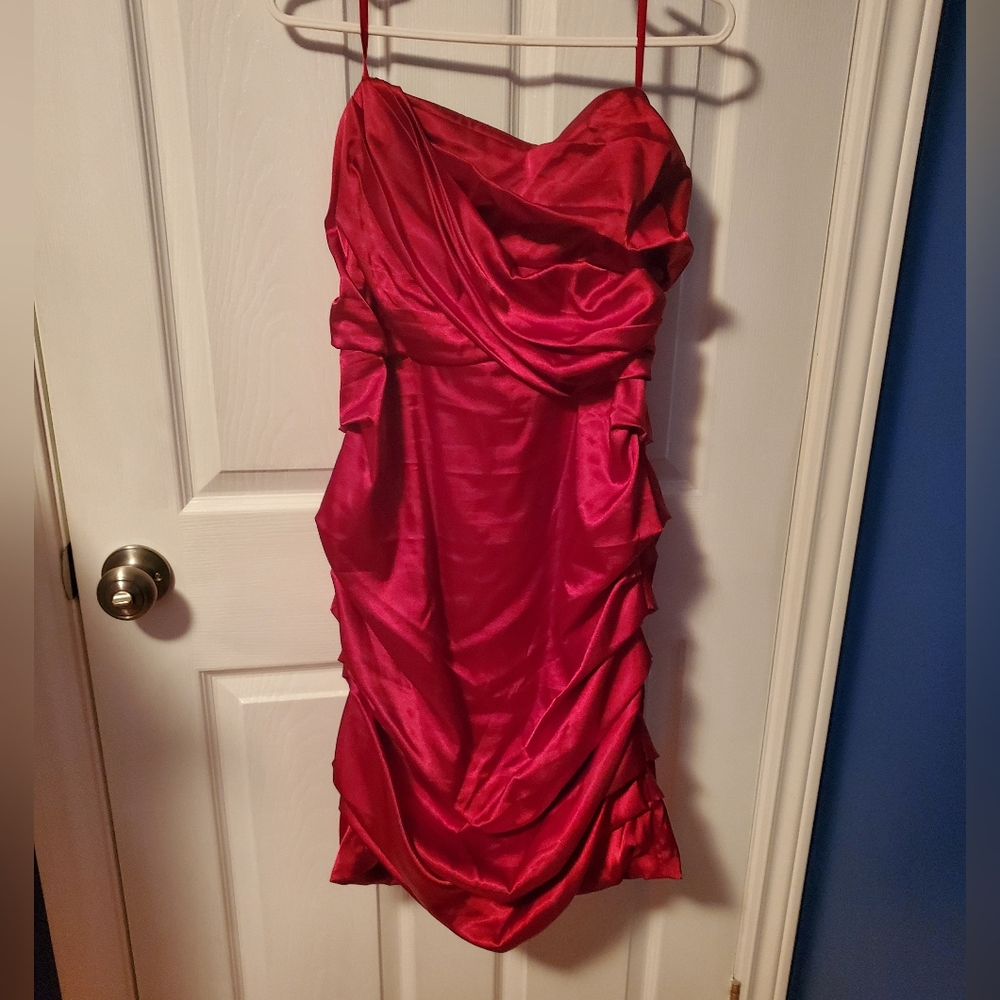 RED DRESS